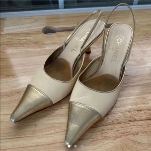 Chanel vintage sling back heels